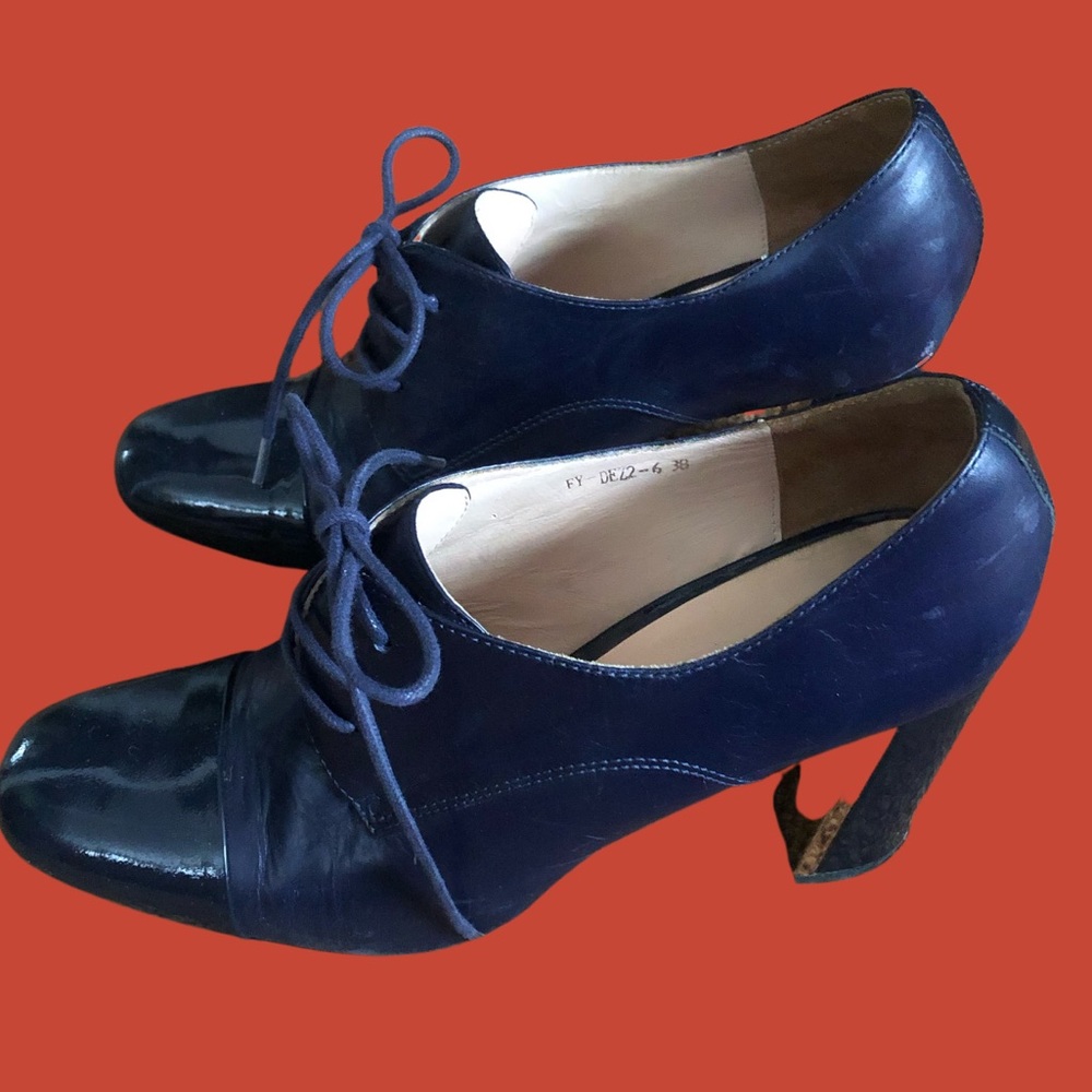 Carlo Pazolini blue leather booties